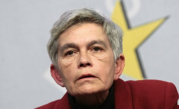 Когато през март новият френски посланик обяви България за жалък