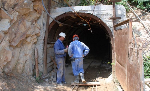 84 миньори от Открит въгледобив Бобов дол които през месец май