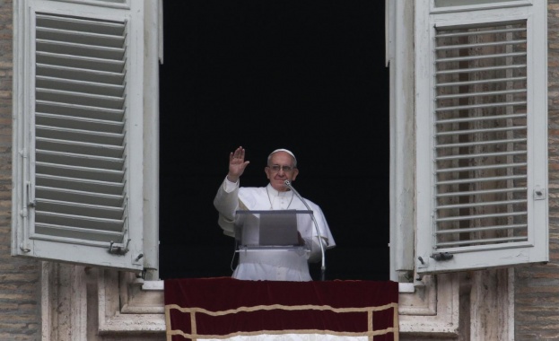 Папа Франциск призова днес световните лидери да възобновят усилията за