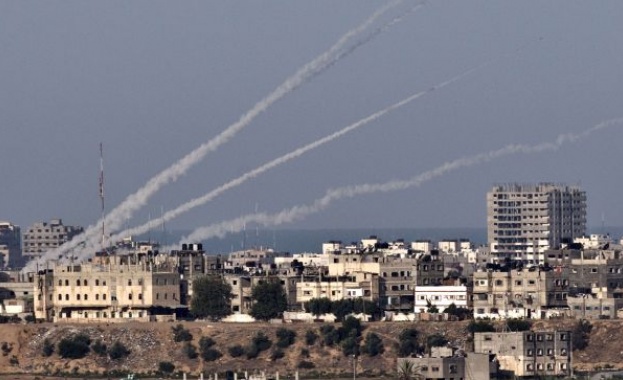 Израелски самолети са извършили удар по позиции на Хамас през