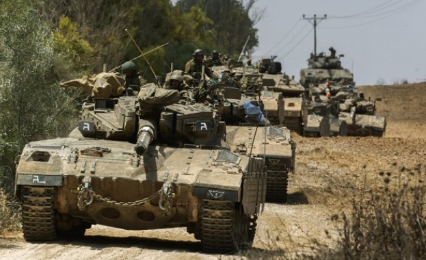 Въоръжените сили на Израел съобщиха че са разположили допълнителни танкове