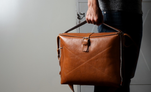 Българинът харчи средно по 160 евро или по около 320