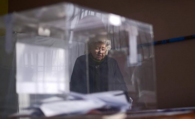 Чешкият президент Милош Земан води на балотажа на президентските избори