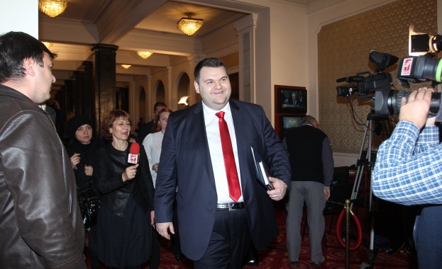 Депутатът от ДПС Делян Пеевски рядко се изявява пред медиите