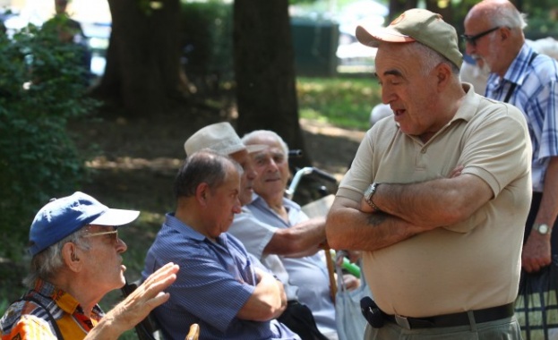 Българските граждани, получаващи пенсии на базата на споразумението между правителствата