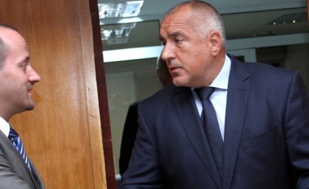 Бойко Борисов и Радан Кънев може да се борят за президентския стол, от който Плевнелиев не е сигурен дали се отказва 