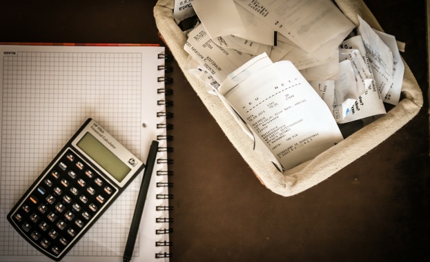 Търговските обекти в ромските махали на Пазарджик и Пещера масово