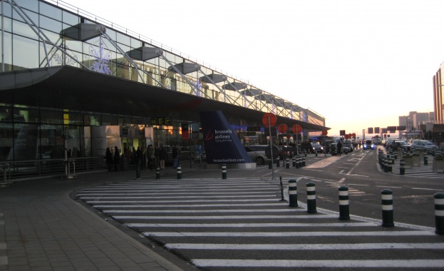 Властите евакуираха гара „Намур в Брюксел заради подозрителен пакет, съобщават