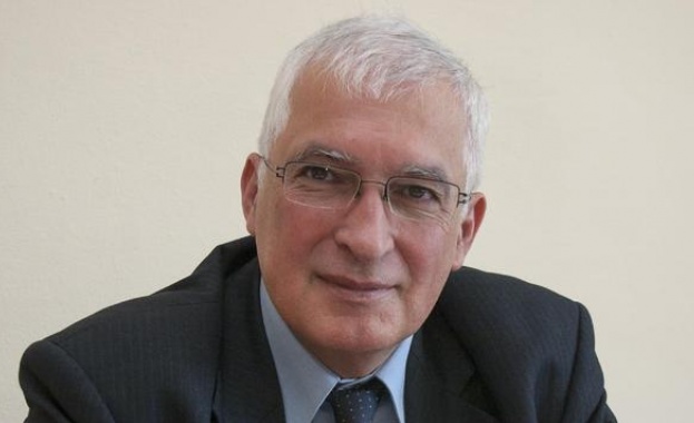  Проф. Боян Дуранкев: Новият дълг се взима поради неяснотата постоянни ли са банките 