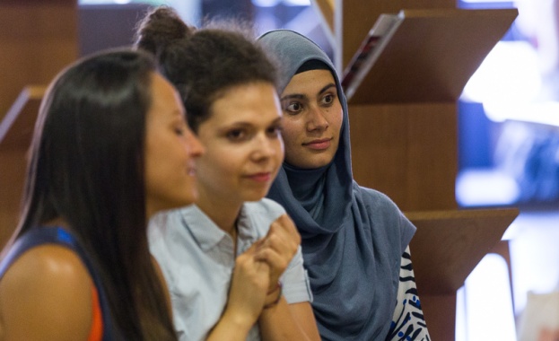 Турция отново е държавата дала подслон на най голям брой бежанци