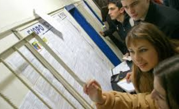 Над 123 410 безработни регистрирани в бюрата по труда са