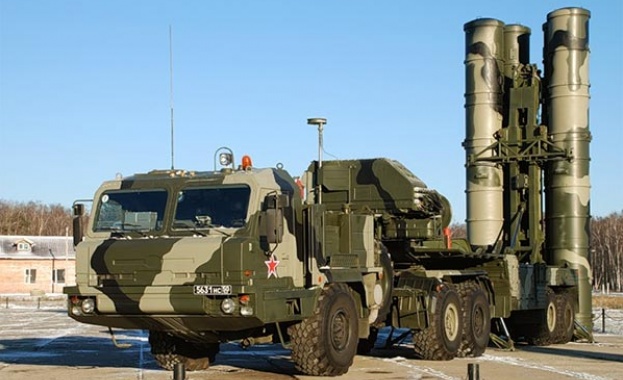 Русия започна доставките на зенитни ракетни системи С 400 Триумф за