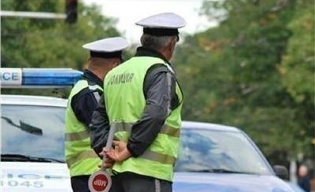 Охранителна полиция излиза на пътя да помага на катаджиите Съвместни