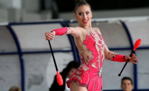 Катрин Тасева спечели два златни и два сребърни медала на