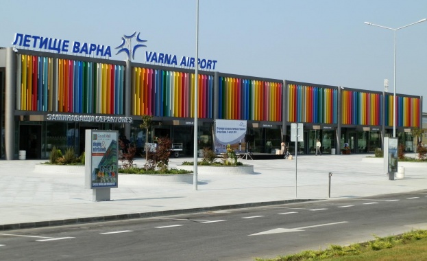 Евакуираха Летище Варна заради сигнал за бомба Служители и пътници