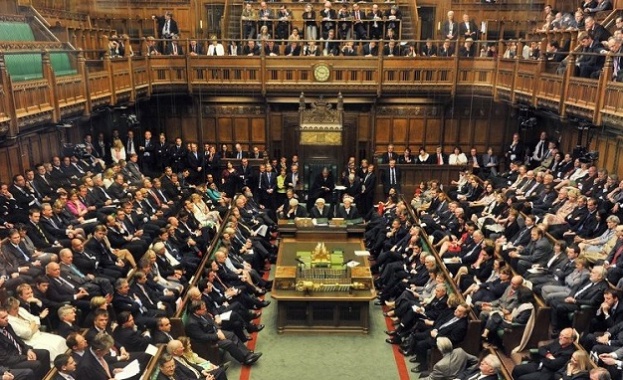 Сериозни проблеми със сигурността на британския парламент са открити при