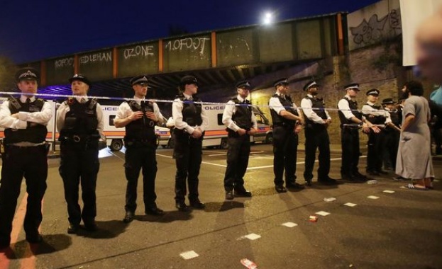 Лондонската полиция съобщи самоличността на мъжа който извърши нападение пред