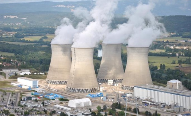 Пожар е избухнал на покрива на ядрен реактор в АЕЦ