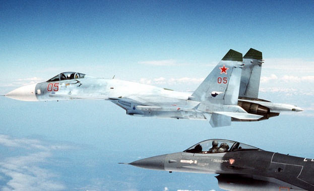 Изтребител F 16 на НАТО се е опитал да се