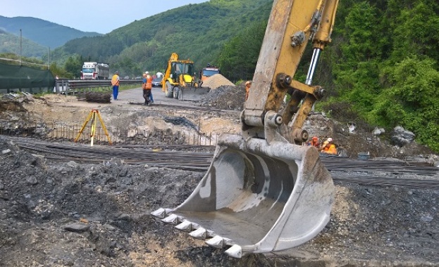 Министърът на регионалното развитие и благоустройството Николай Нанков заедно с