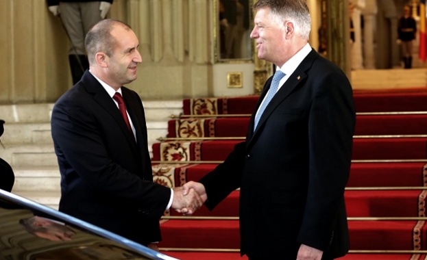 Президентите Румен Радев и Клаус Йоханис призоваха за приемането на