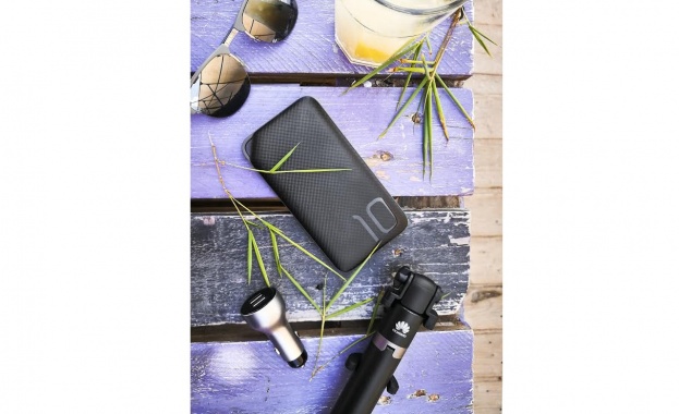 Данните на тазгодишното проучване Huawei Summer Barometer показват че смартфонът