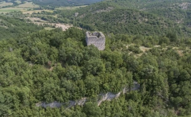 Националният исторически музей НИМ започва спасителни археологически разкопки в крепостта