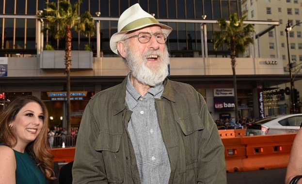 Американският киноактьор Джеймс Кромуел известен с участието си в Поверително