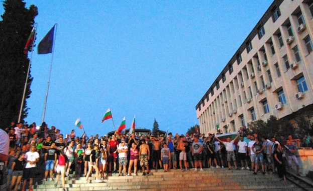 Кметът на Асеновград Емил Караиванов с изявление в профила си