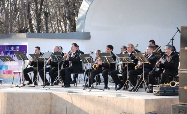 Отново е лято а то носи със себе си една