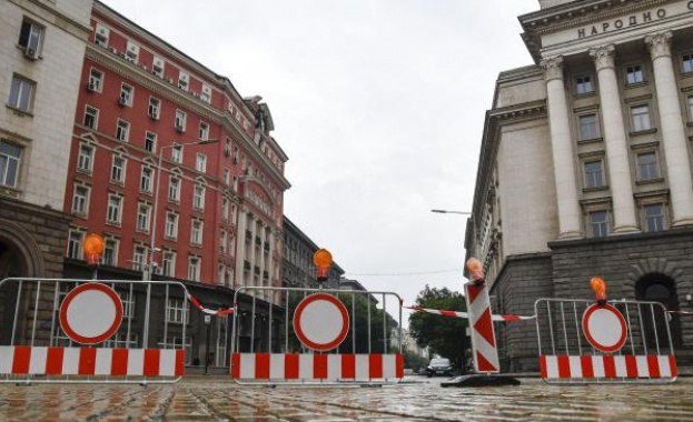 Започна ремонтът на втория участък от булевард Дондуков От тази