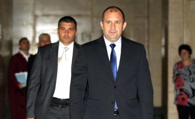 Г н Цветанов не разбира нищо от изтребители той разбира