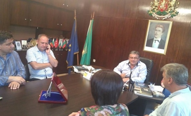 Народните представители от БСП за България Георги Търновалийски Веска Ненчева