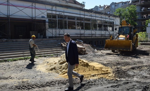 В напреднала фаза е изпълнението на проекта за реконструкция на