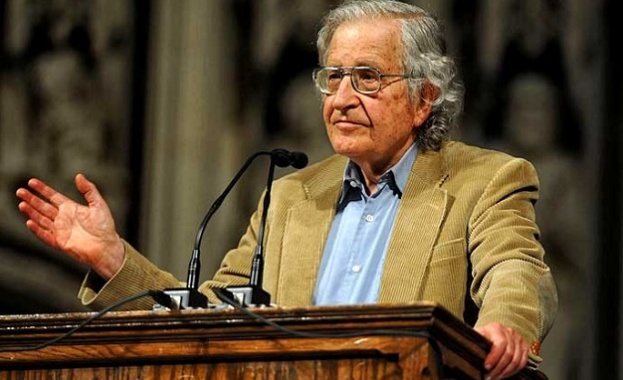 Доналд Тръмп представлява екзистенциална заплаха за човечеството срещу която трябва