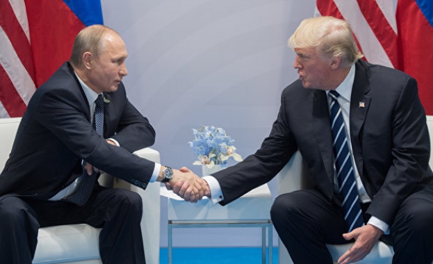 Владимир Путин и Даналд Тръмп проведоха първата си официална среща