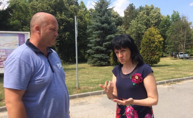 Народният представител от БСП Донка Симеонова внесе питане към министъра