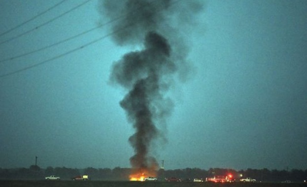 Самолет за дозареждане във въздуха КС 130 Херкулес на американската