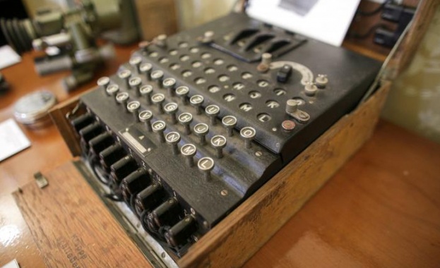 За 45 000 евро за толкова беше продадена кодираща машина