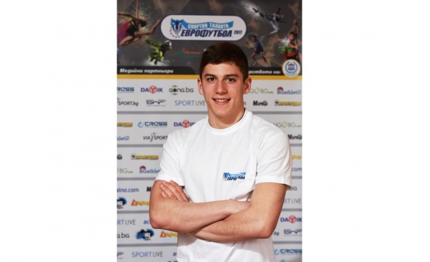 Димитър Исаев Спортен талант на Еврофутбол започна силно участието си