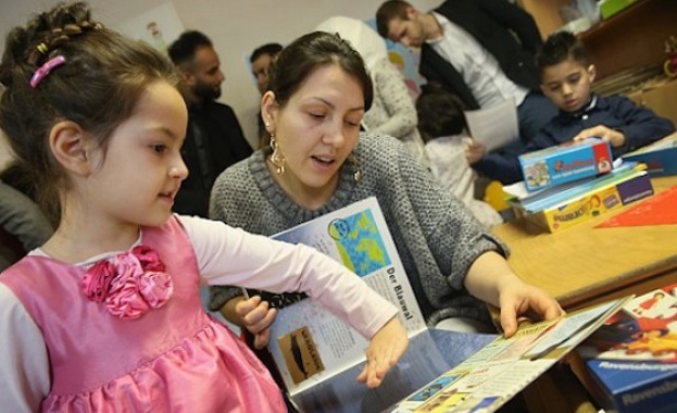 Фондация Подарете книга предлага да дарите време и ентусиазъм за