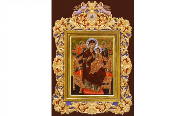 Посрещаме от Русия част от покрова и одеждите на Света