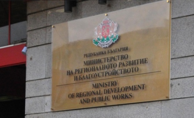 Нотариусите и общините имат осигурен достъп до електронната система на