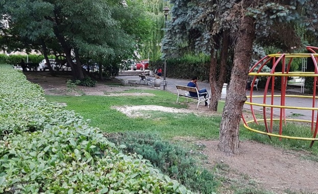 Десетки жители на столичния комплекс Дружба излязоха на спонтанен протест