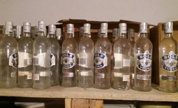 230 литра наливен алкохол без документи откри митническа мобилна група