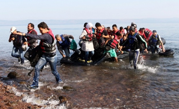 Мигранти отново се бунтуват на гръцкия остров Лесбос Исканията им