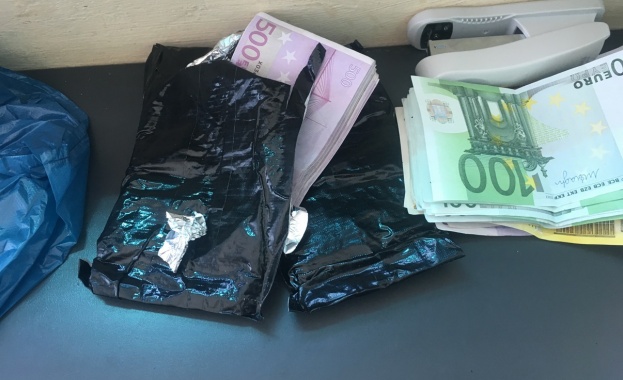 Валута и злато с левова равностойност над 900 000 лева