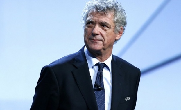 Президентът на Испанската футболна федерация и синът му са били