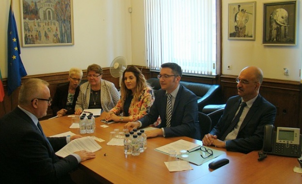 Ръководството на Комисията по европейските въпроси и контрол на европейските