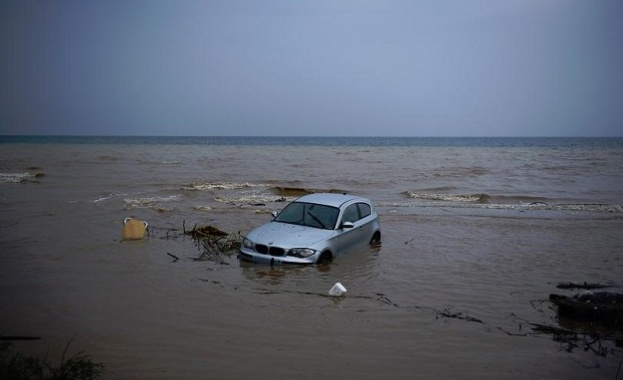 Циклонът поразил големи райони на Гърция и в частност Халкидическия